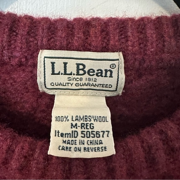 L.L. Bean Vintage Women’s Lambswool Cableknit Sweater Crew Neck Size Medium - Picture 4 of 4